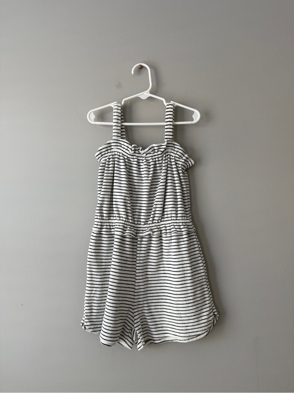 Zara girls size 9 Striped Black & White Romper